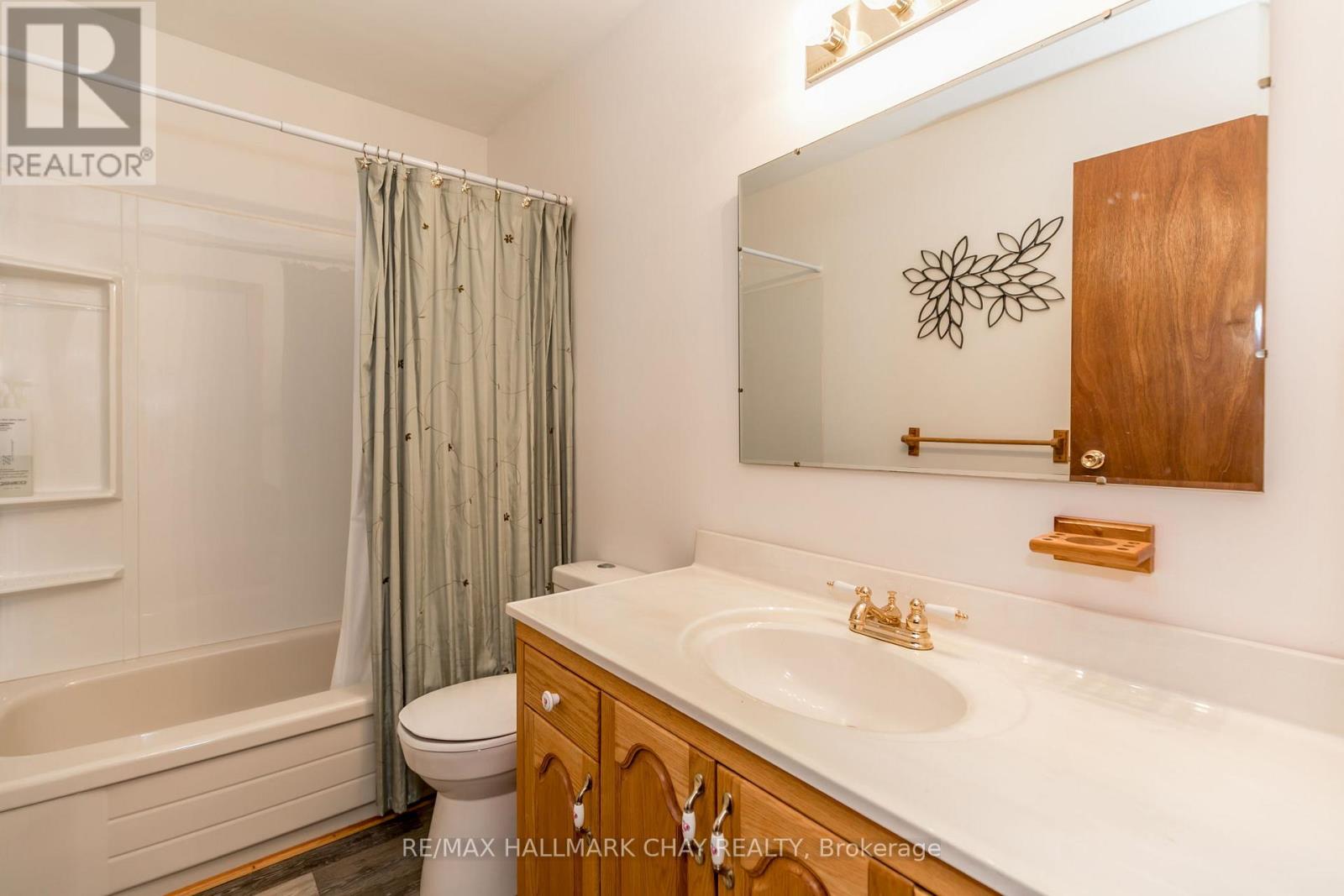 176 FARLAIN LAKE ROAD E - 30