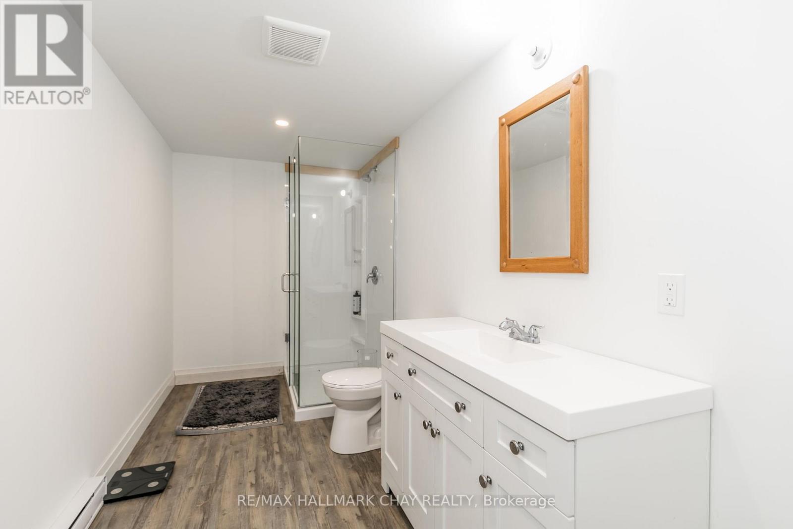 176 FARLAIN LAKE ROAD E - 34