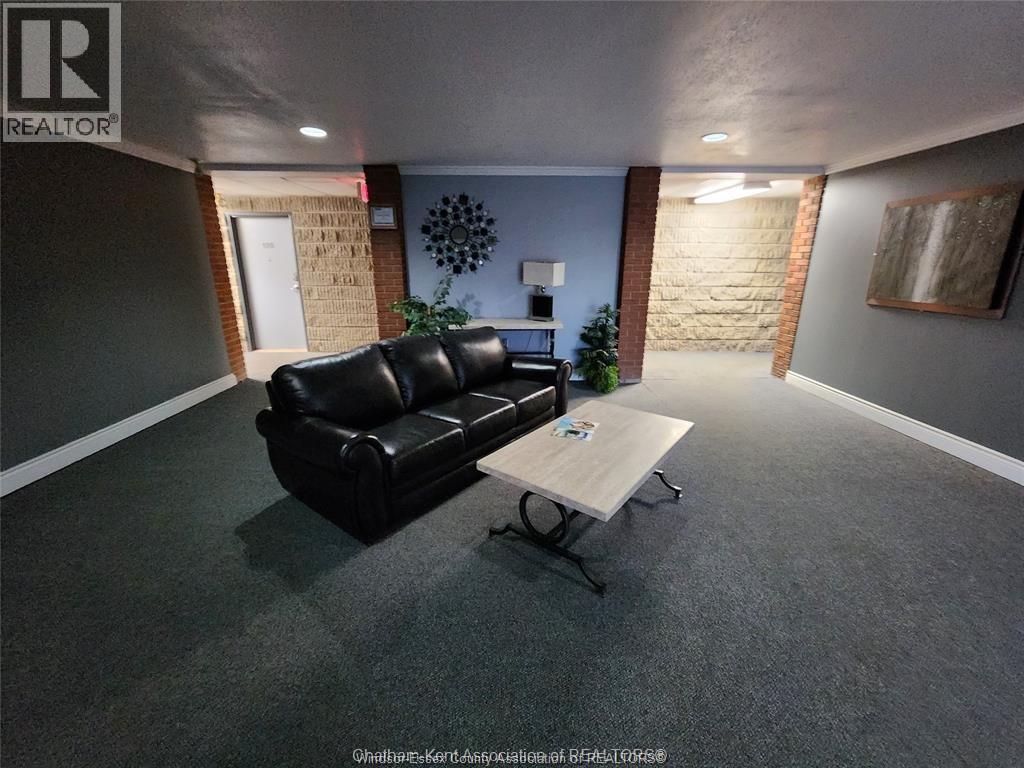 276 MERRITT AVENUE Unit# 108, Chatham, Ontario, N7M3G1 — Photo 3