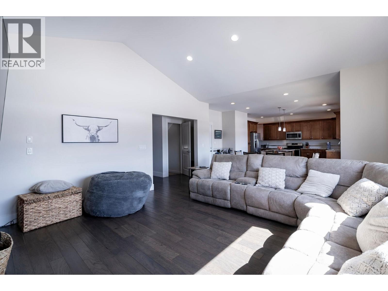 10327 117 AVENUE - 5