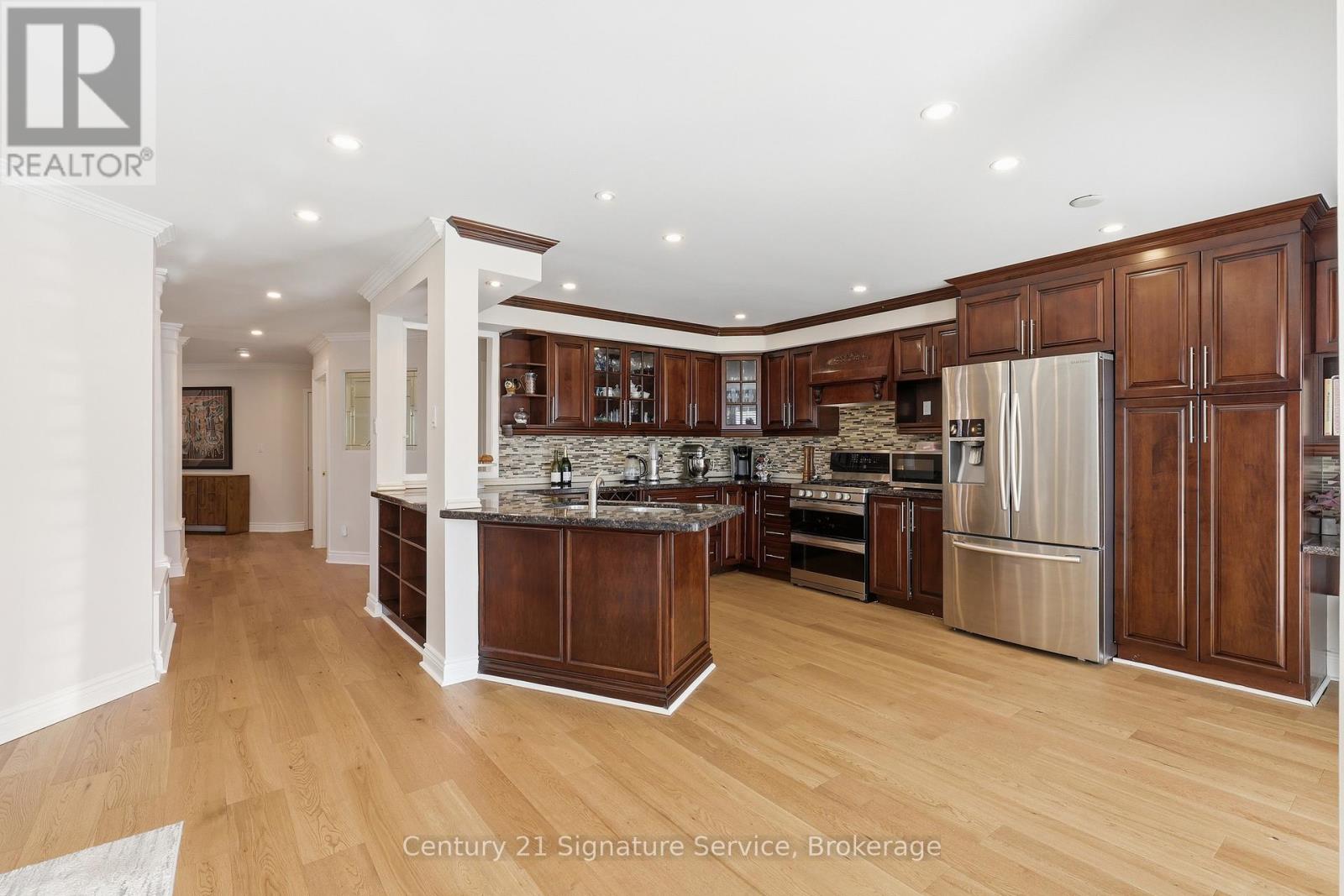 784 AVONSHIRE COURT - 17