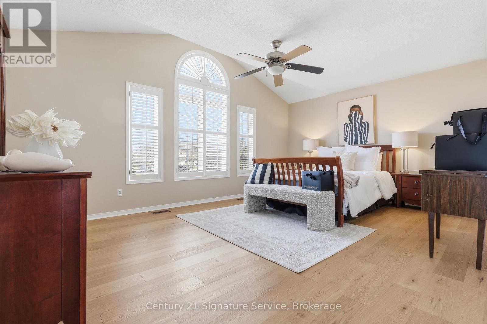 784 AVONSHIRE COURT - 18