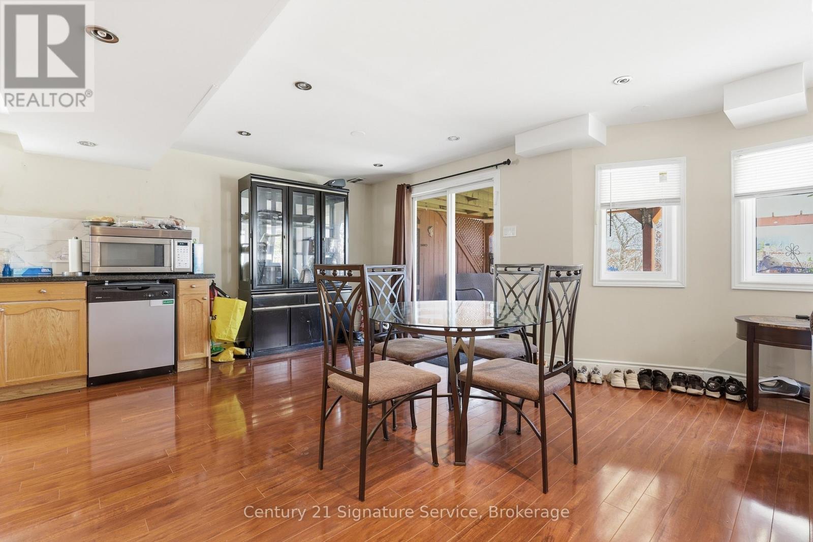 784 AVONSHIRE COURT - 32