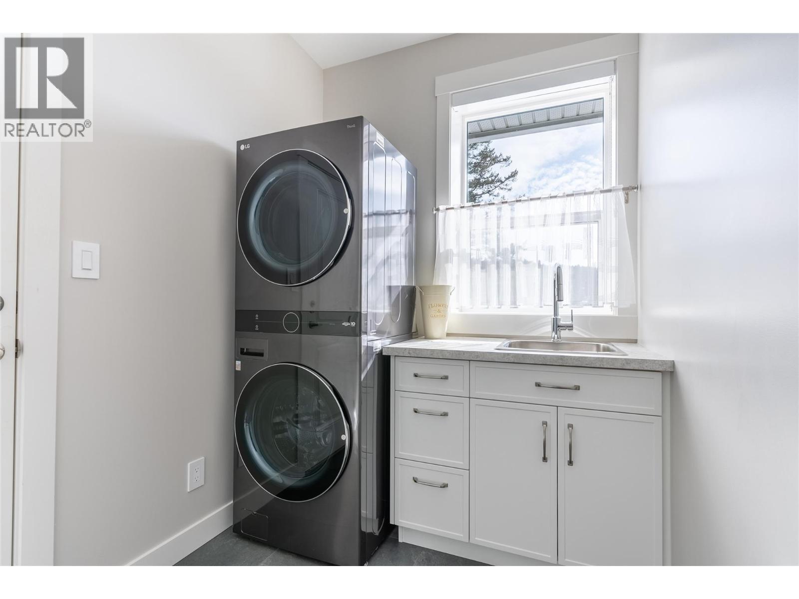 510 Poplar Drive - 16