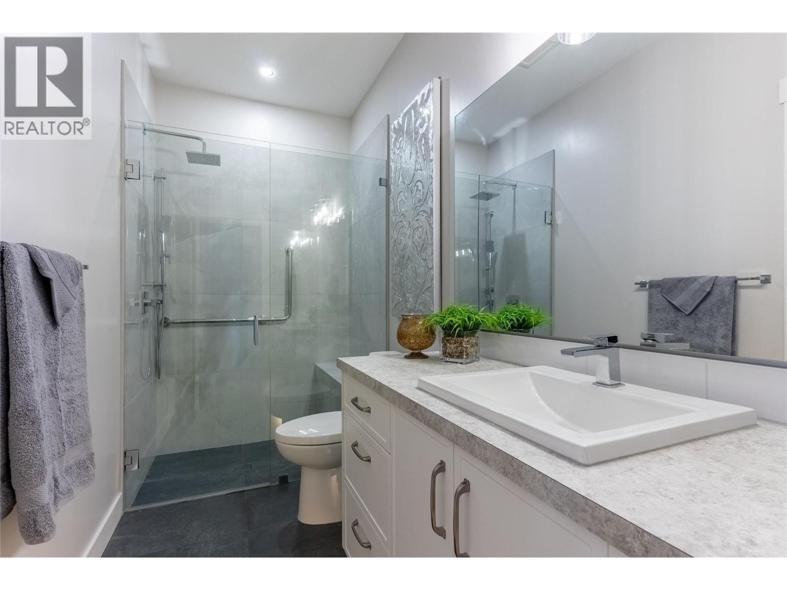 510 Poplar Drive - 23