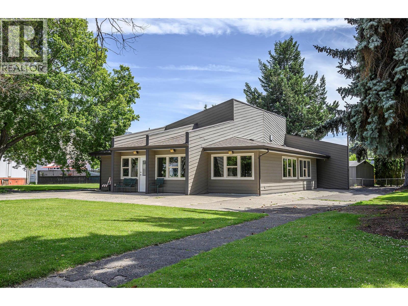 #30 2400 OAKDALE Way - 40