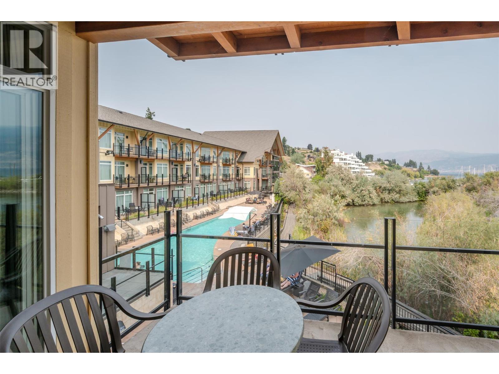 227 13011 Lakeshore Drive, Summerland