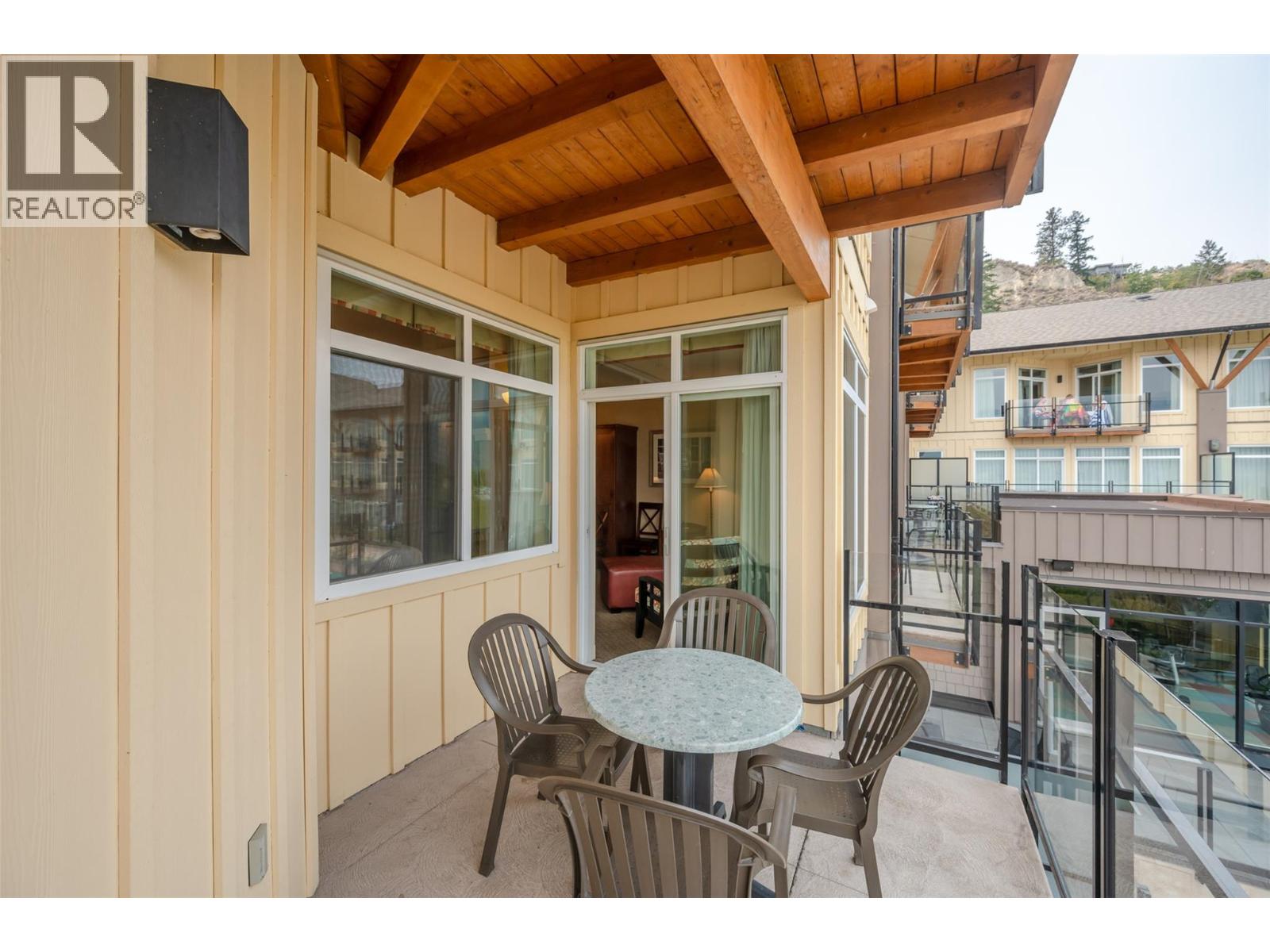 227 13011 Lakeshore Drive, Summerland