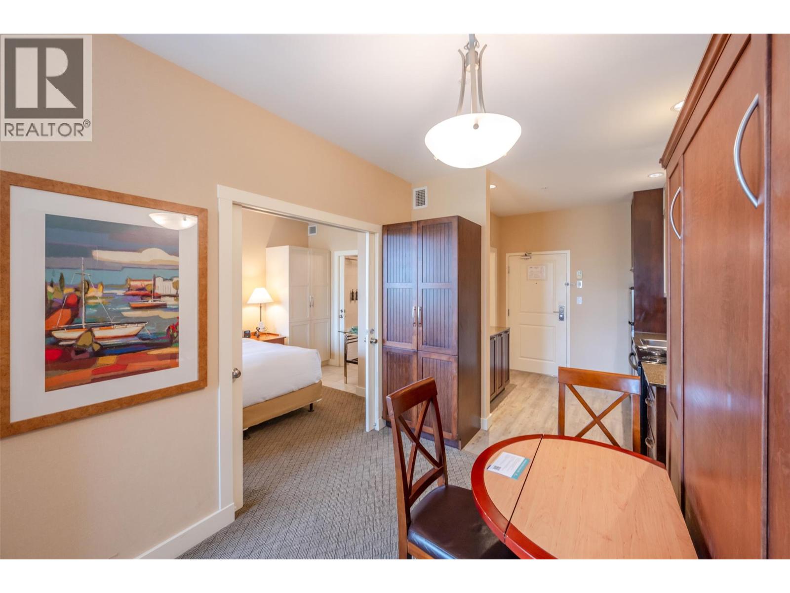 227 13011 Lakeshore Drive, Summerland