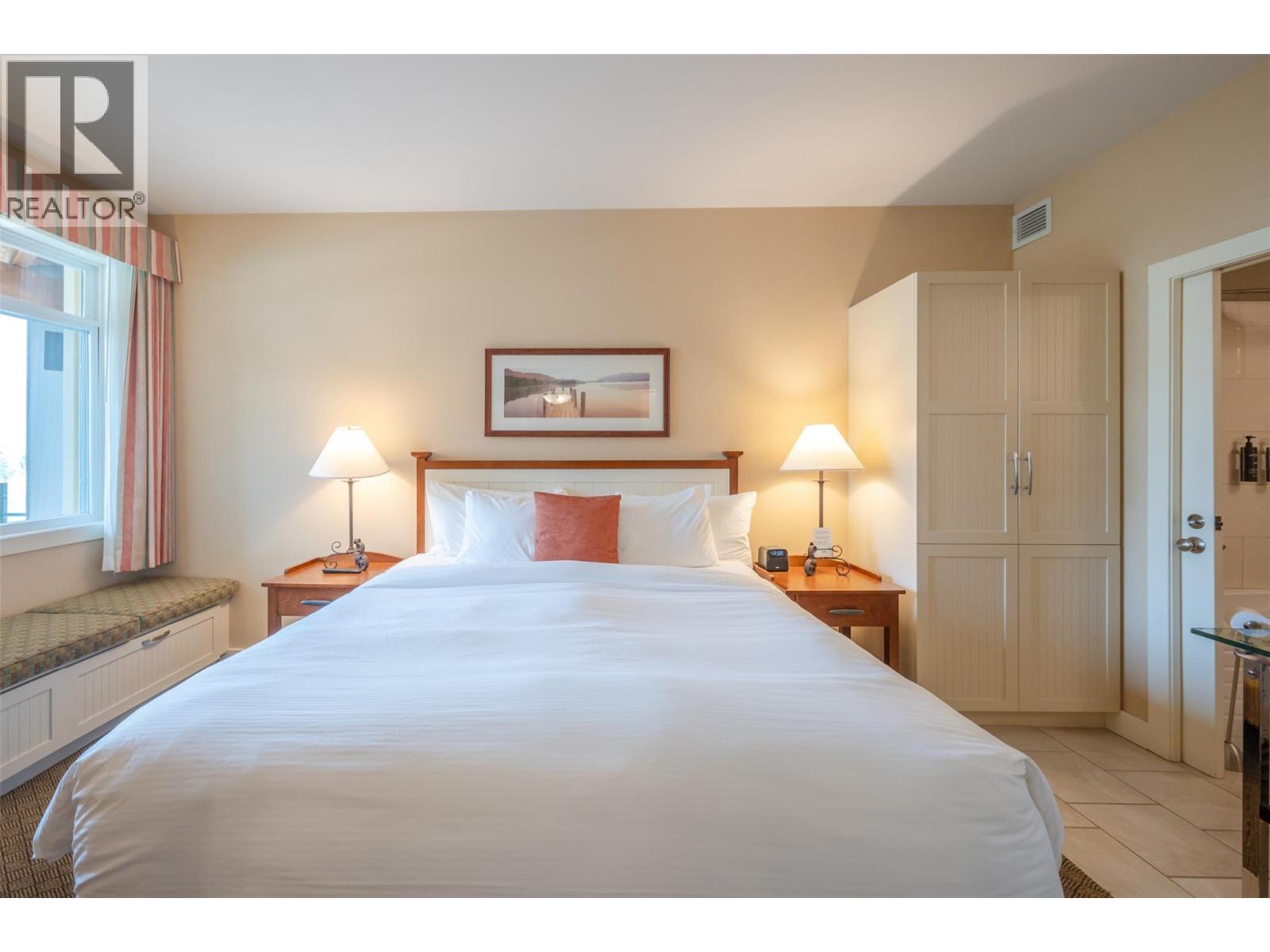 227 13011 Lakeshore Drive, Summerland