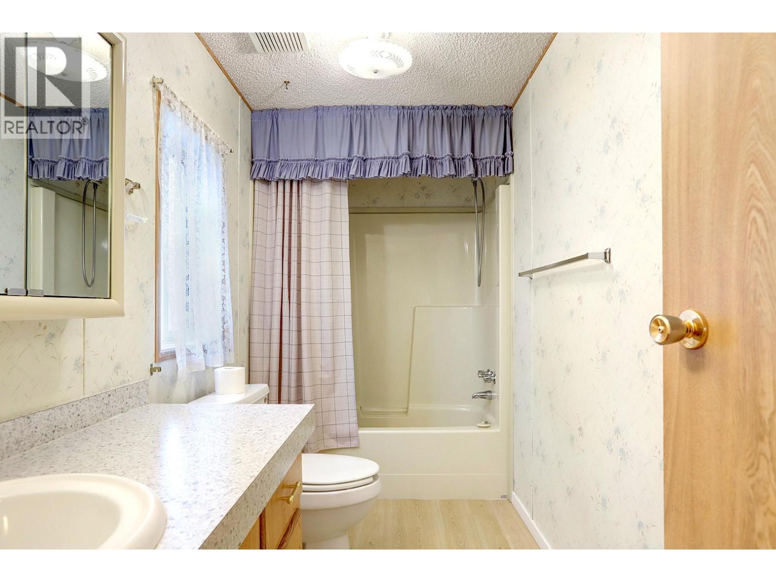 6710 Tronson Road Unit# 208, Vernon