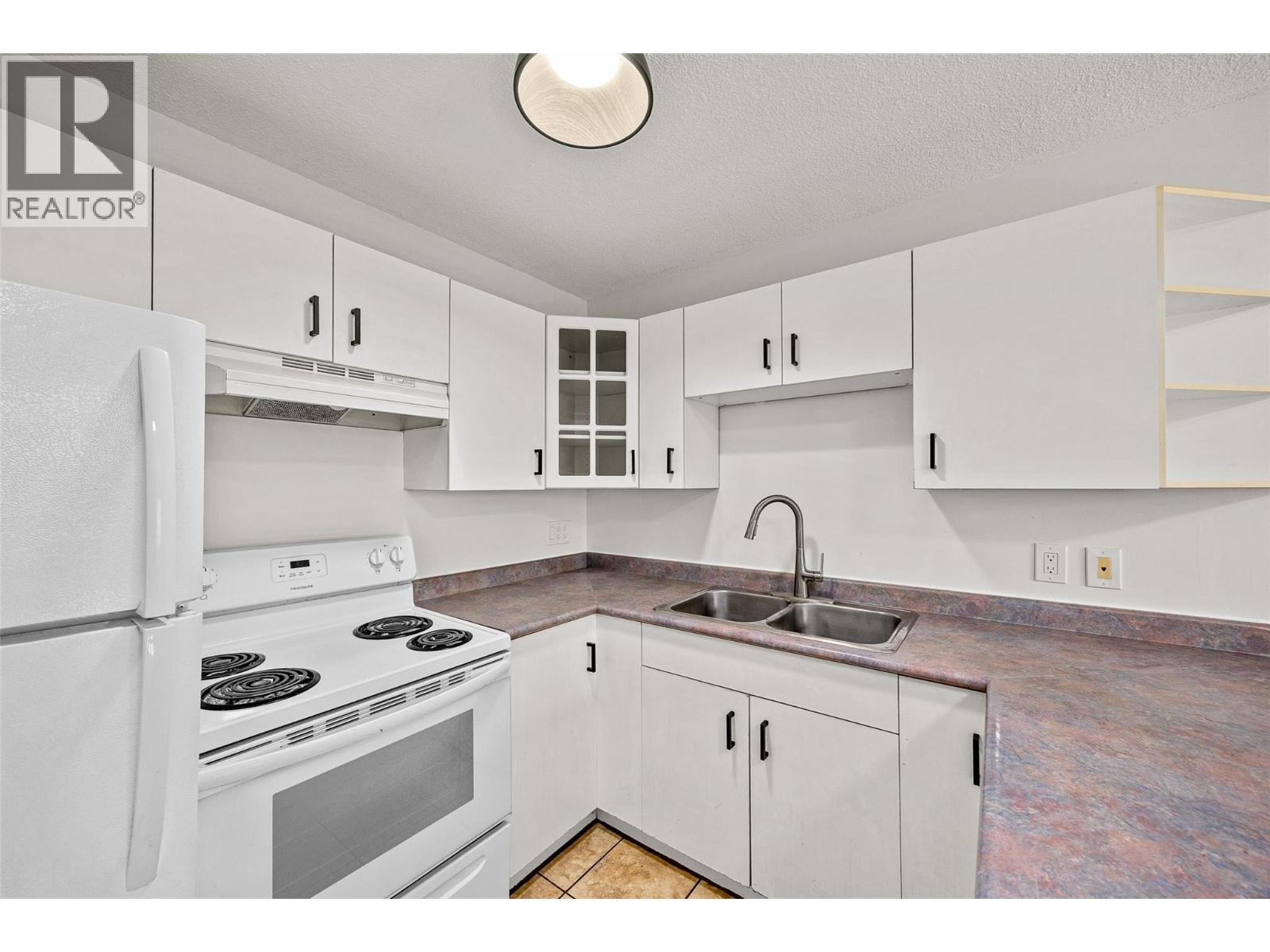 1441 Inkar Road, Kelowna