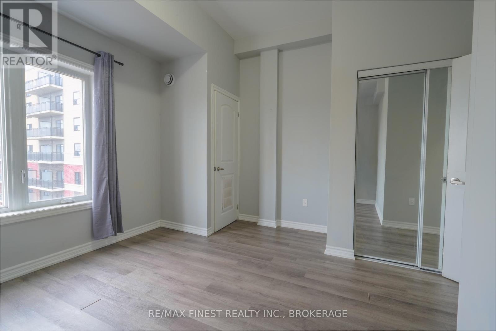 #501 630 PRINCESS STREET - Image 4
