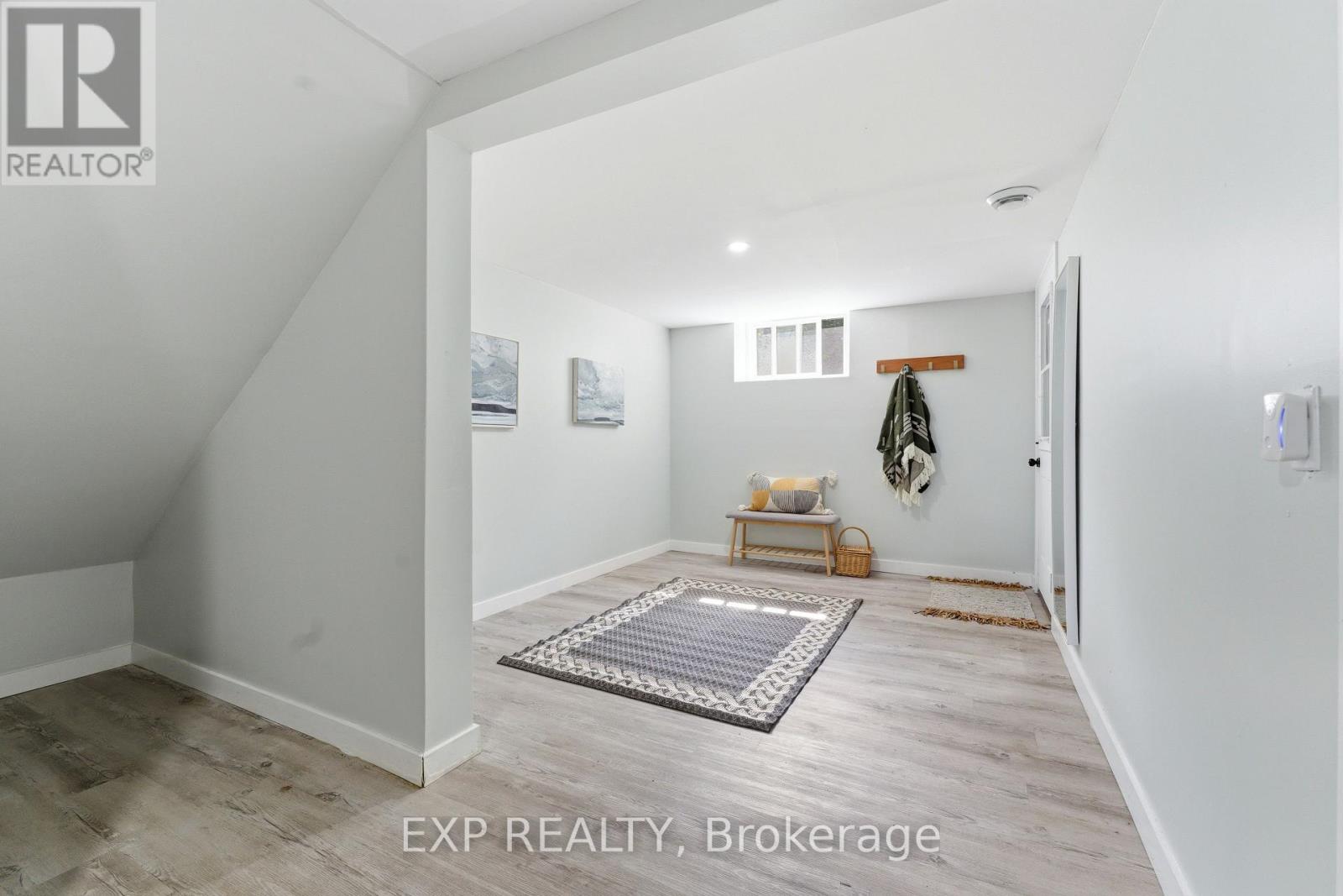 lower level mudroom with garage walk up