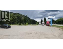121 Copper  N Avenue, Greenwood, BC V0H1J0 Photo 6