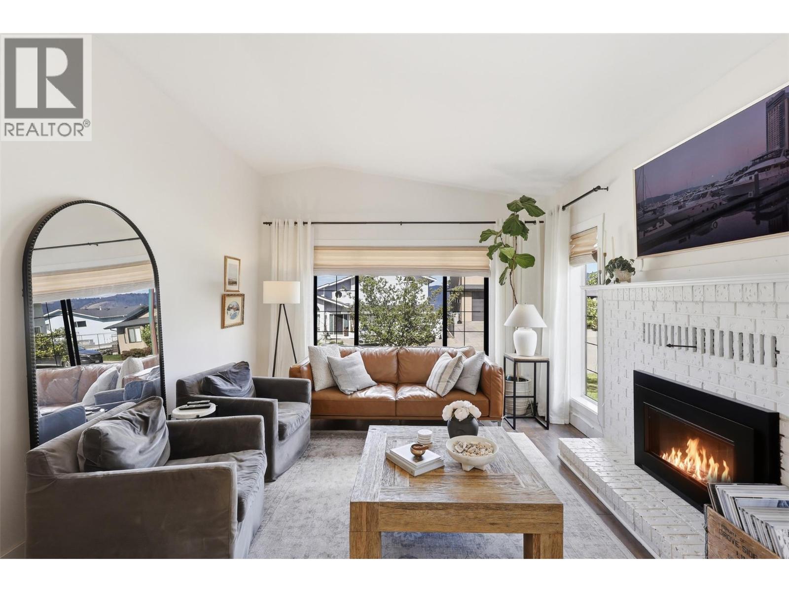 1540 Adams Avenue - 4