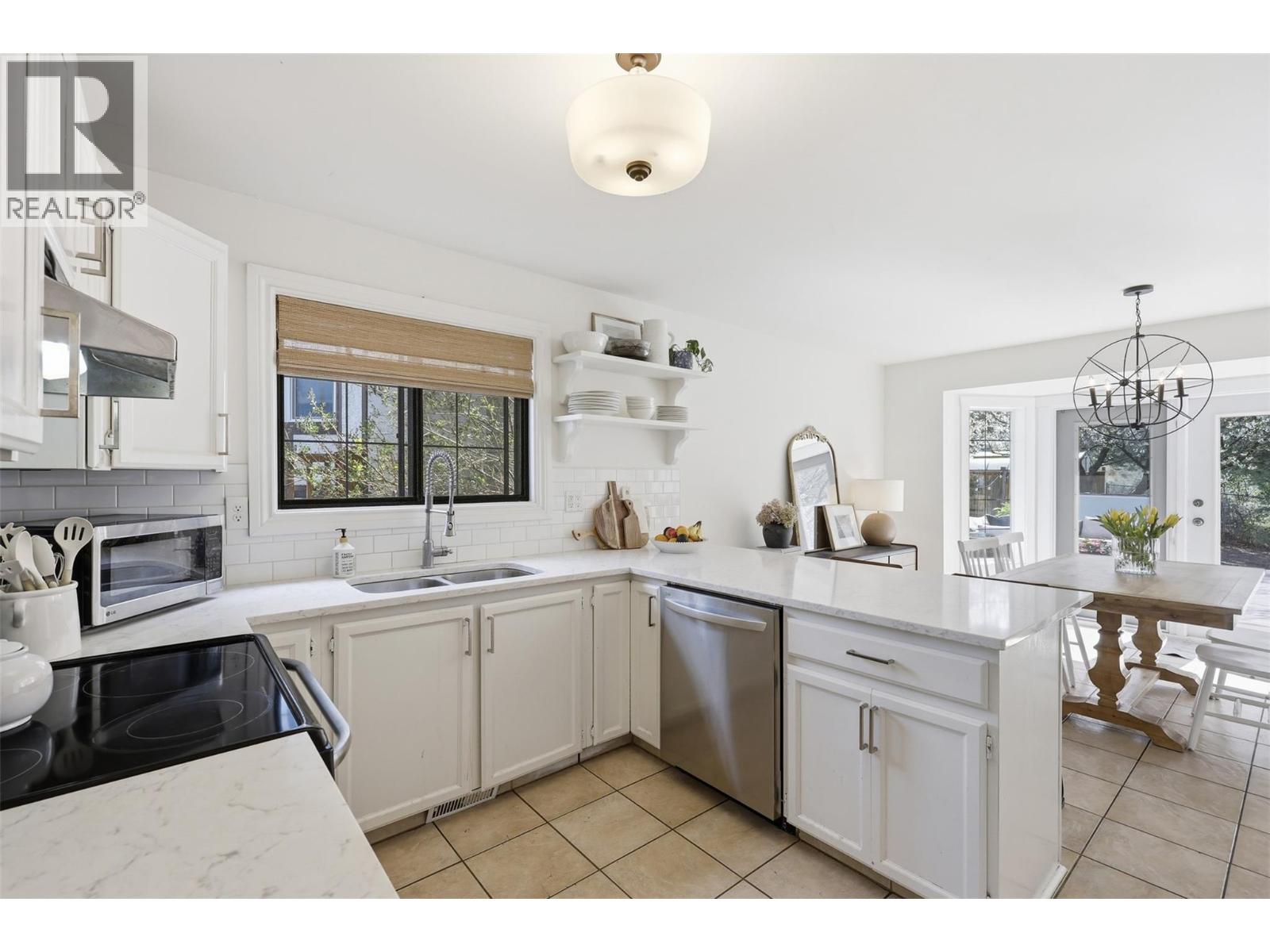 1540 Adams Avenue - 7