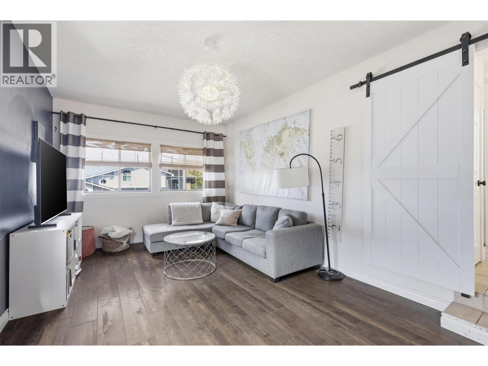 1540 Adams Avenue - 13