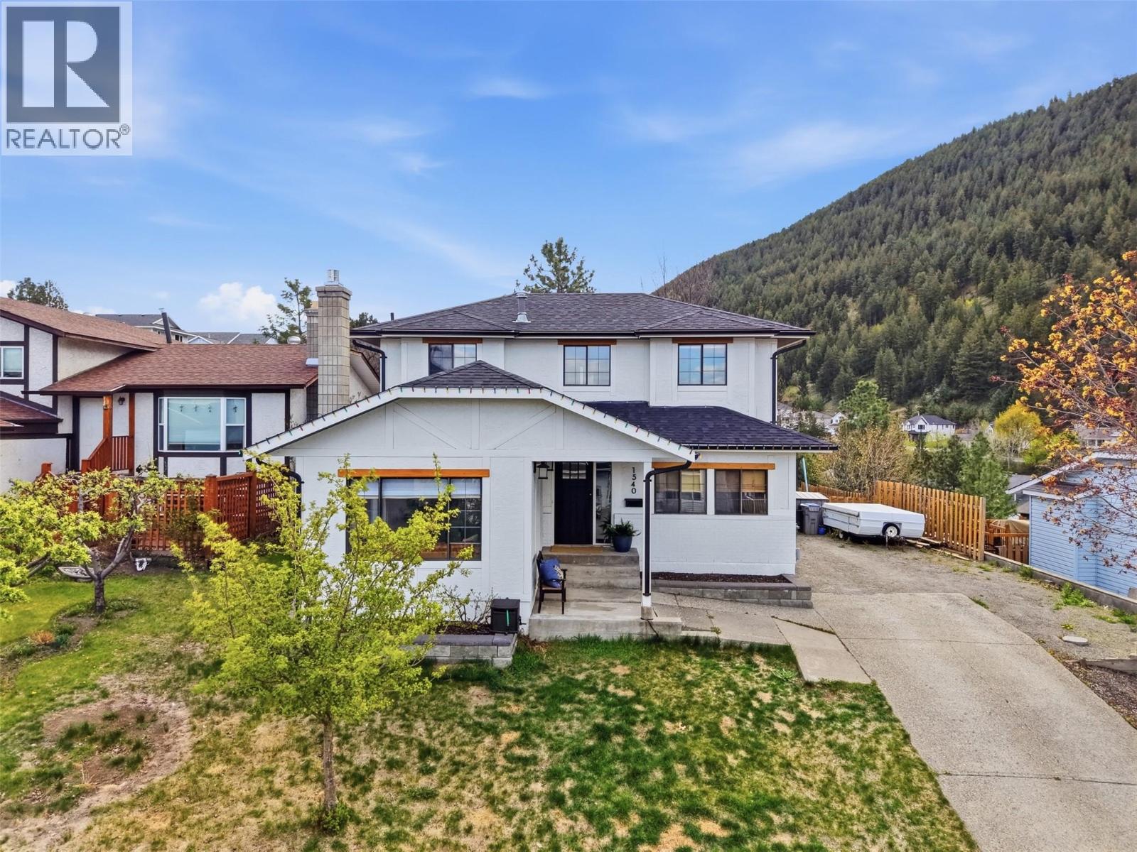 1540 Adams Avenue - 30