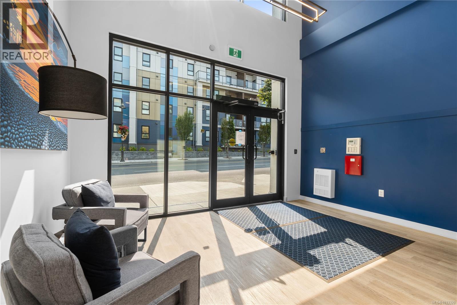 #302 164 Alberni Hwy - 27