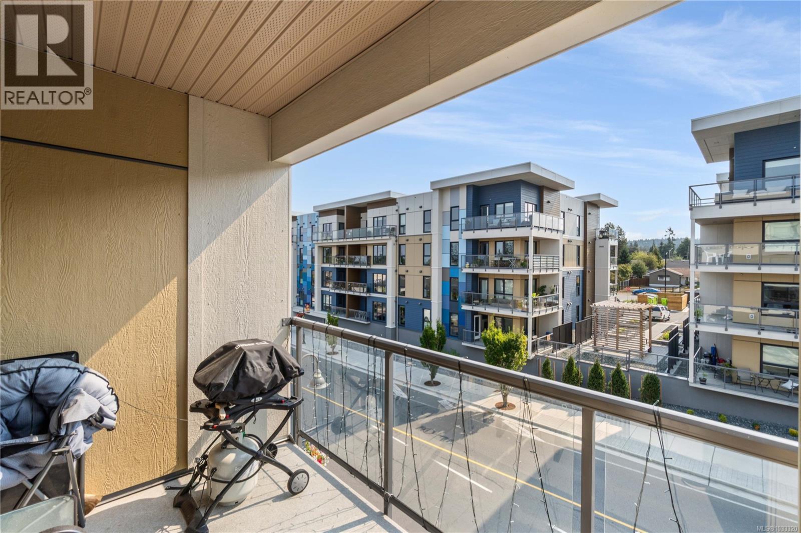 #302 164 Alberni Hwy - 8