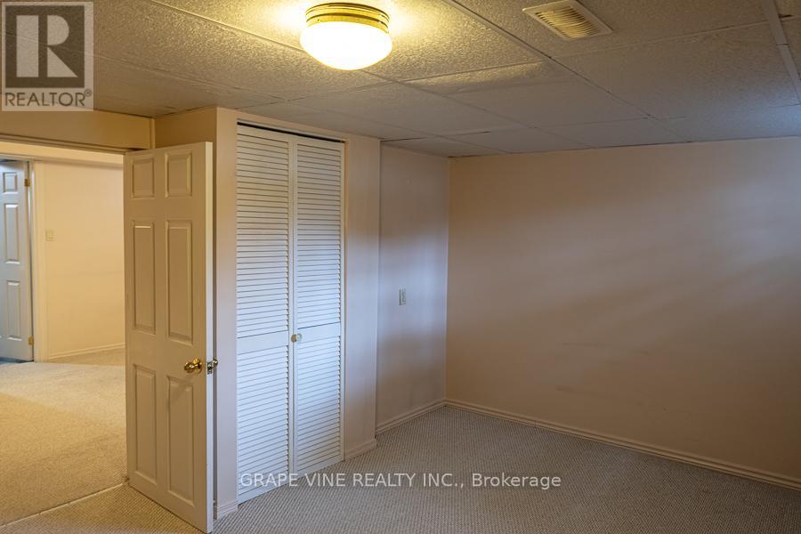 1 NEWCASTLE AVENUE — photo 36