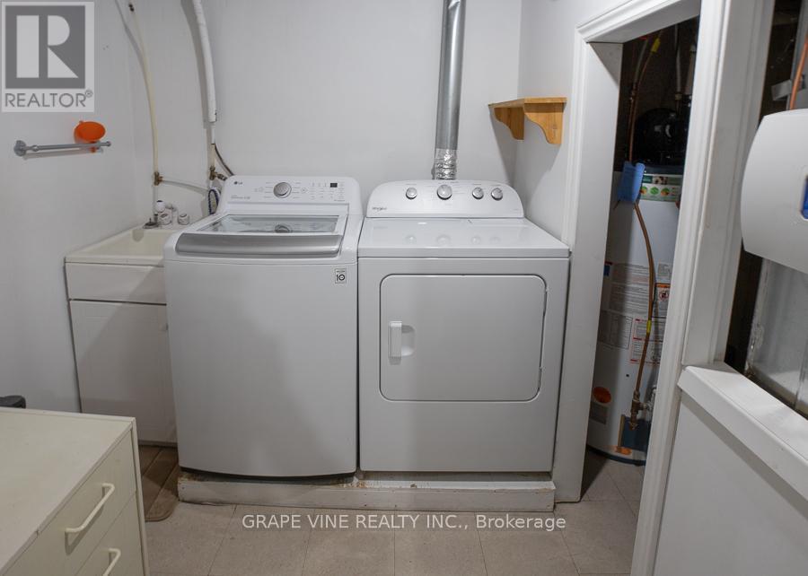 1 NEWCASTLE AVENUE — photo 40