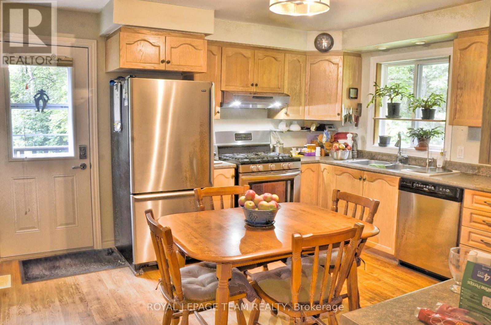 4465 CARMAN ROAD N - 4
