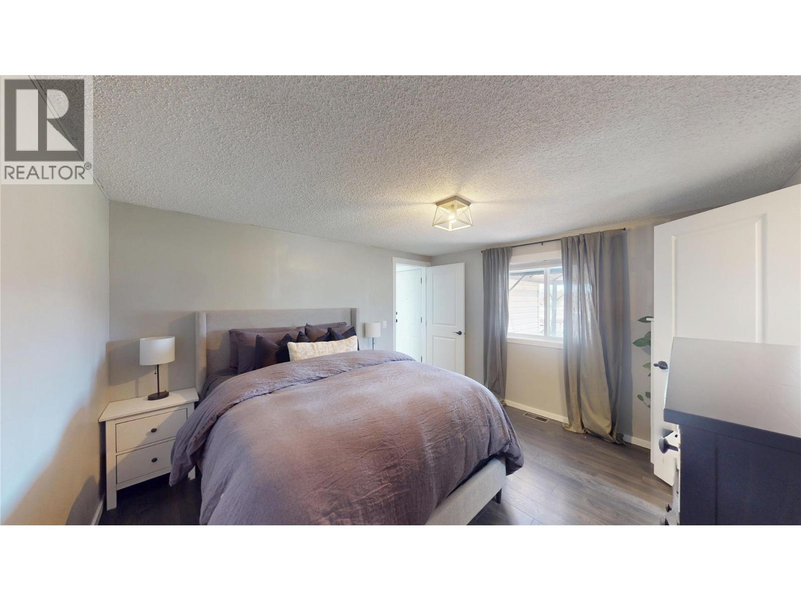 3251 45TH Street S - 13