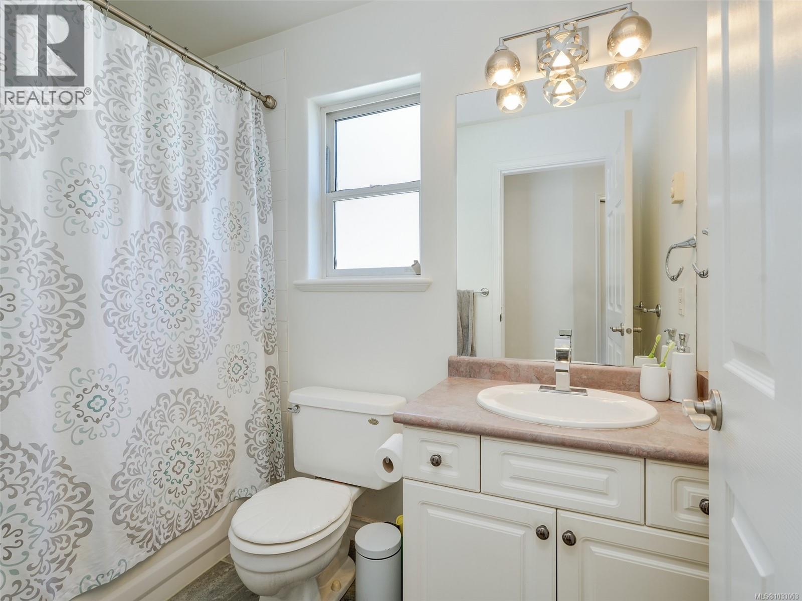 108 920 Dunford Avenue, Langford