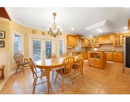 17015 86a Avenue, Surrey, BC V3X3J1 Photo 12