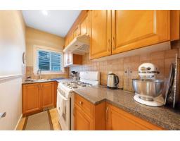 17015 86a Avenue, Surrey, BC V3X3J1 Photo 17