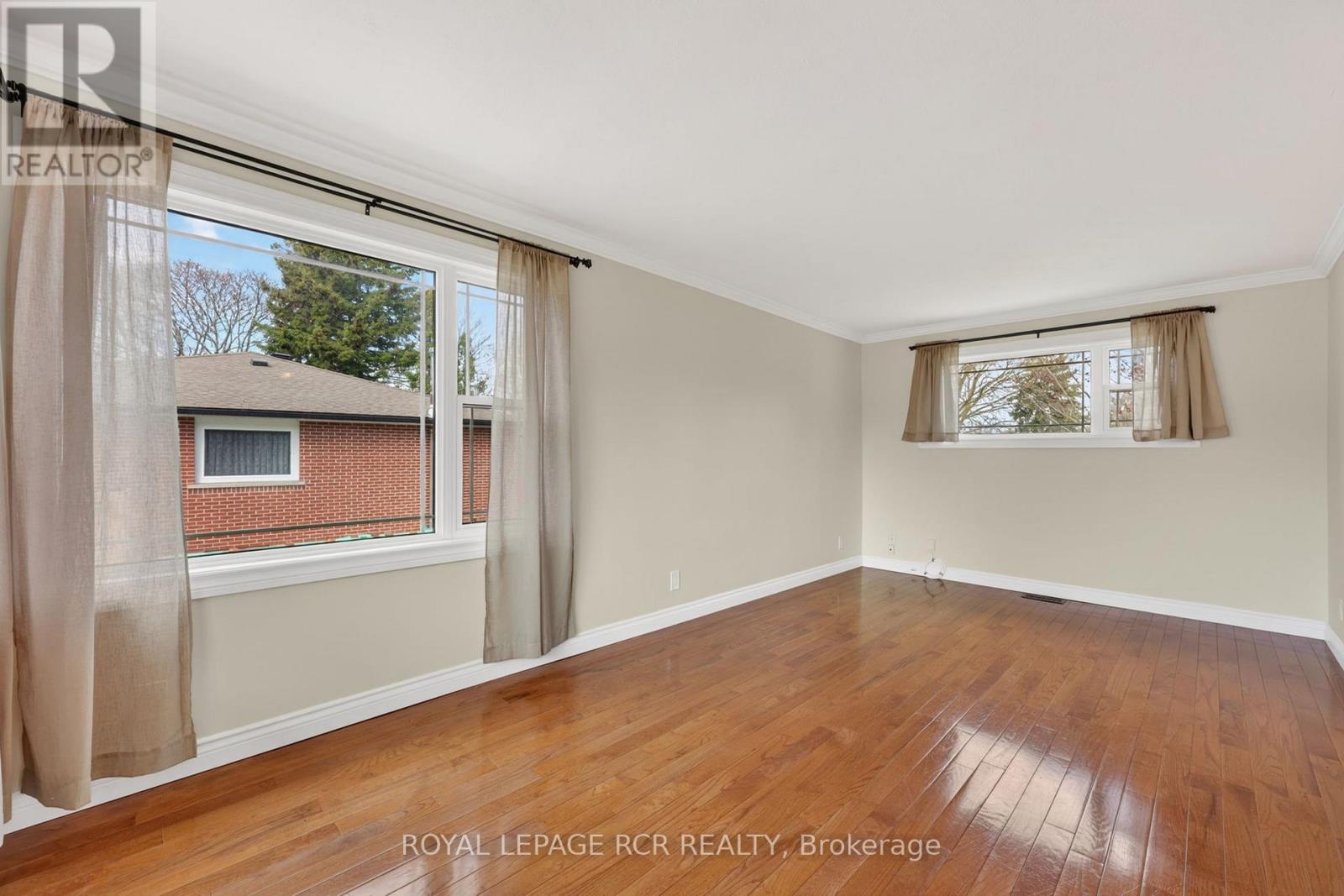 108 ALLAN STREET — photo 15
