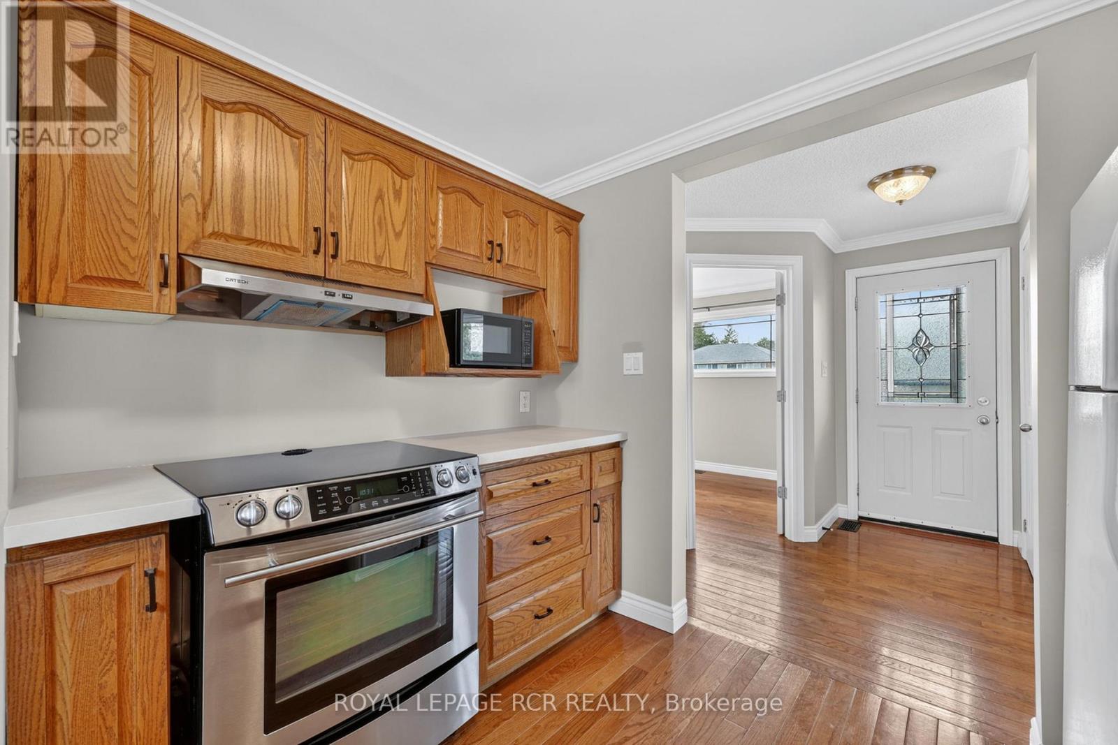 108 ALLAN STREET — photo 20