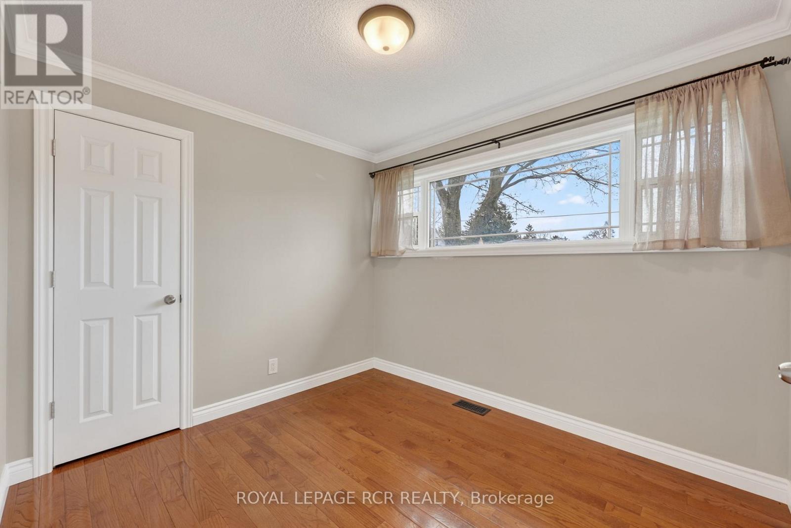 108 ALLAN STREET — photo 21