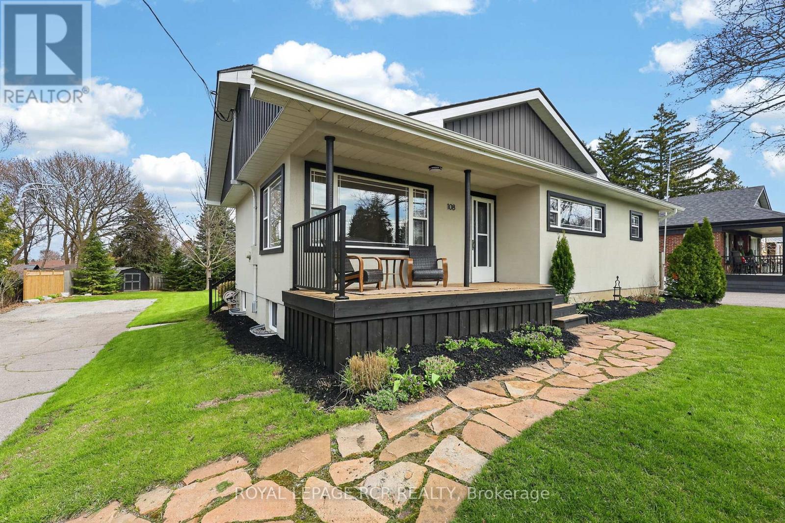 108 ALLAN STREET — photo 3