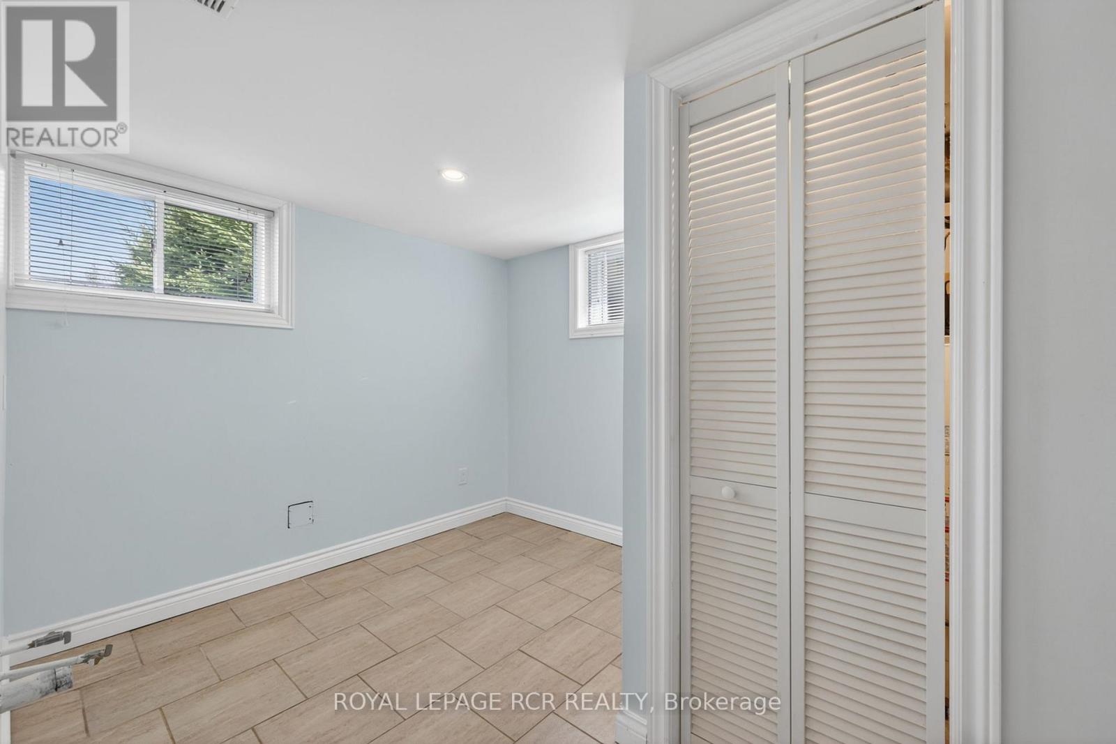 108 ALLAN STREET — photo 41