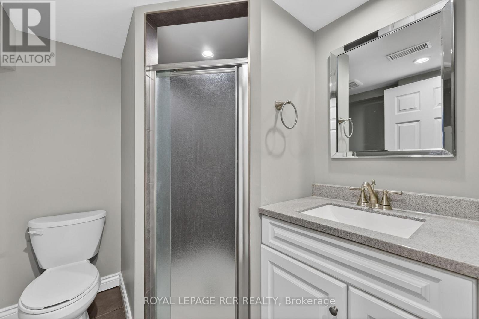 108 ALLAN STREET — photo 42