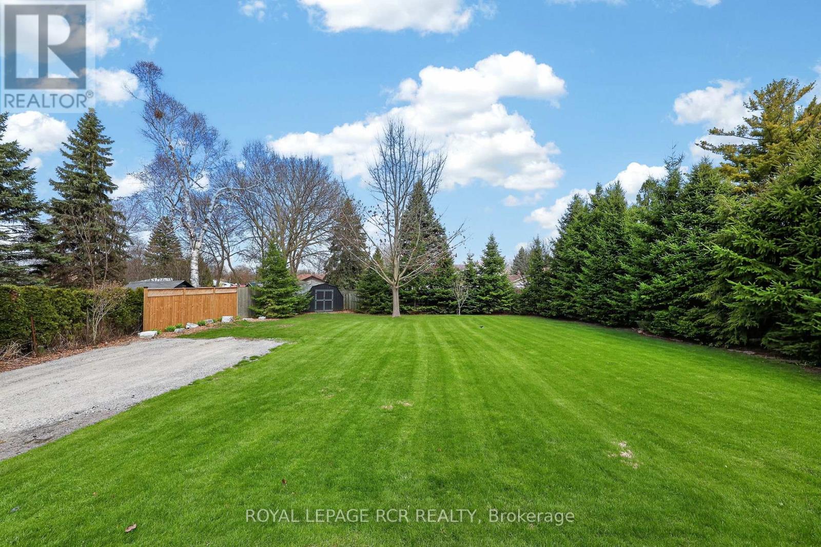 108 ALLAN STREET — photo 47