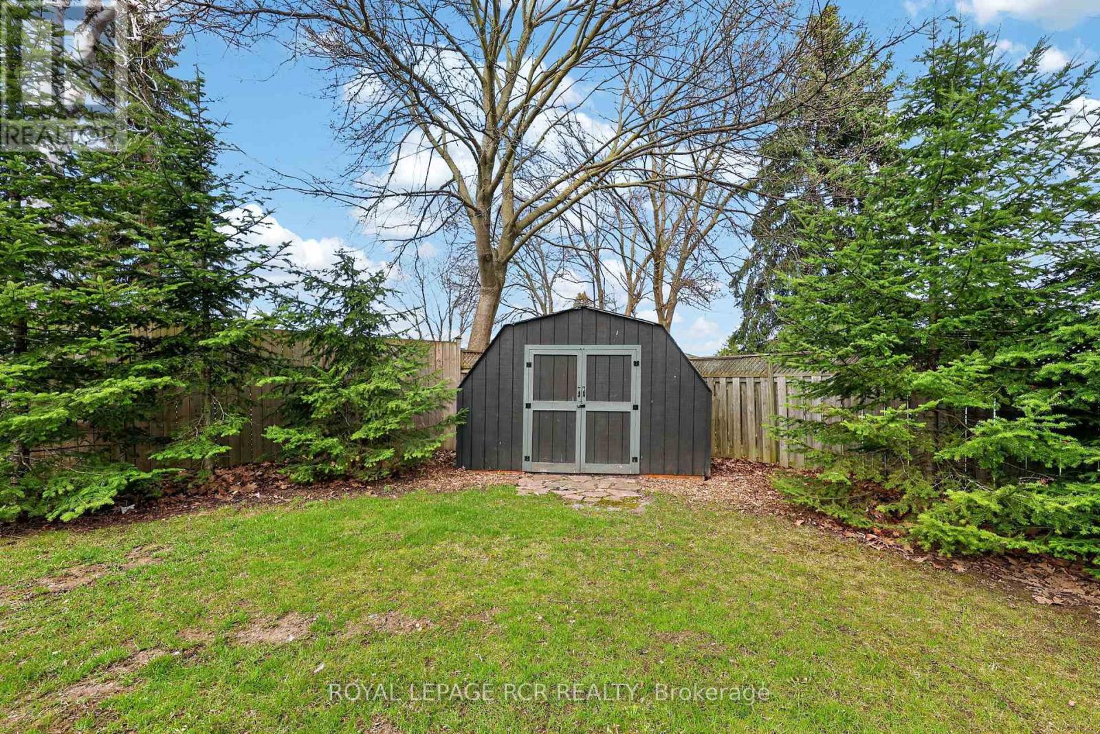 108 ALLAN STREET — photo 50