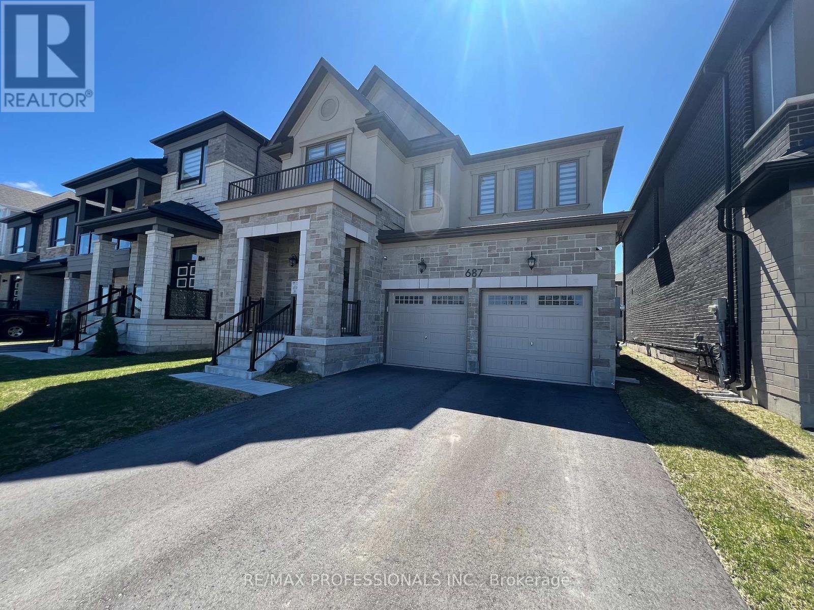 687 LAMB STREET - 1
