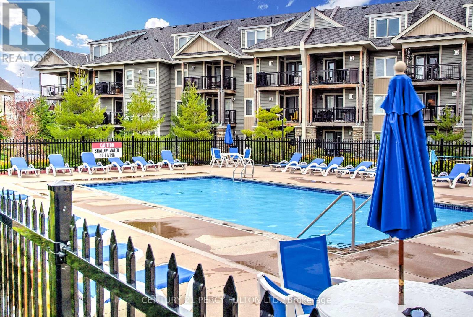 #107 2 COVE COURT - 38