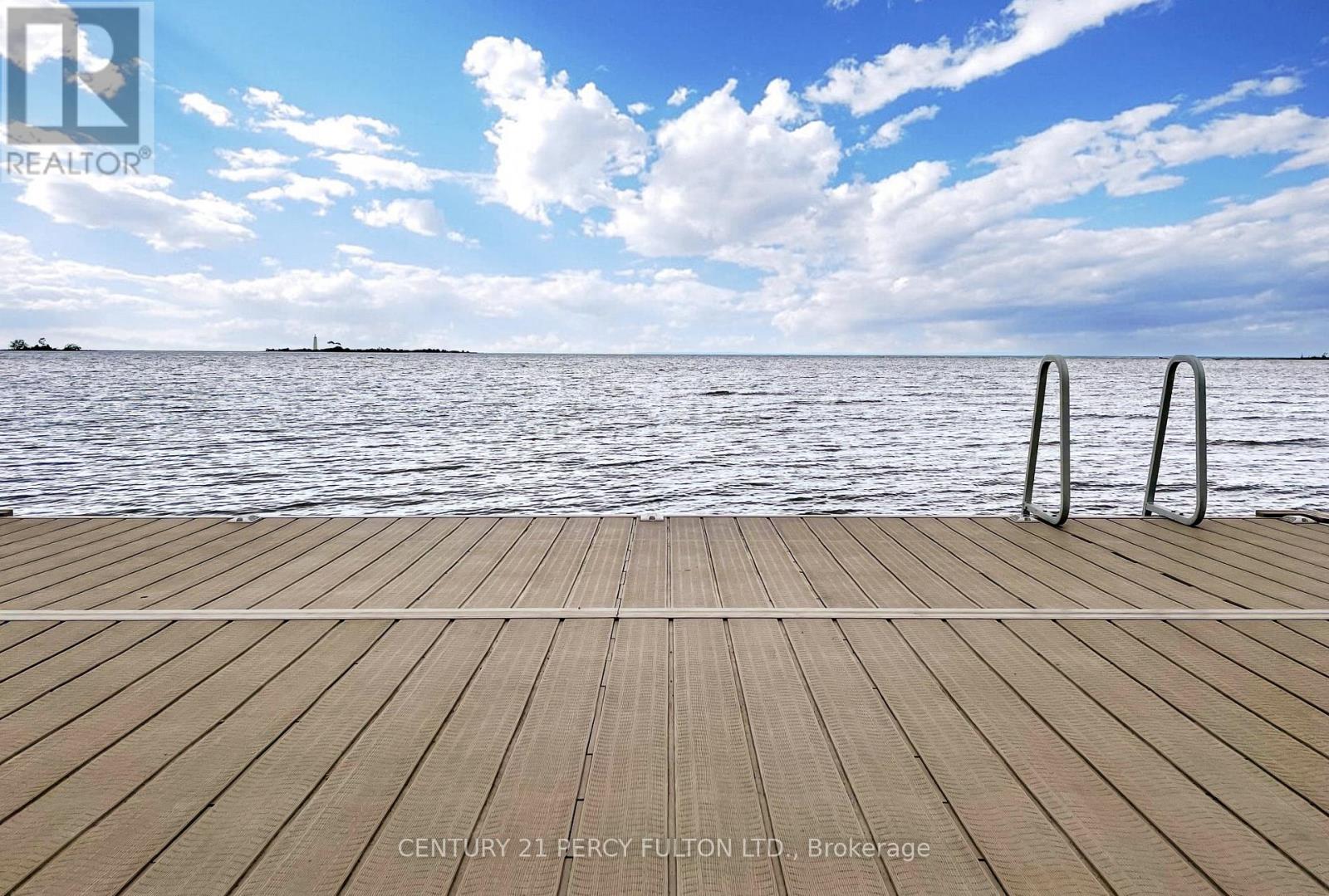 #107 2 COVE COURT - 41