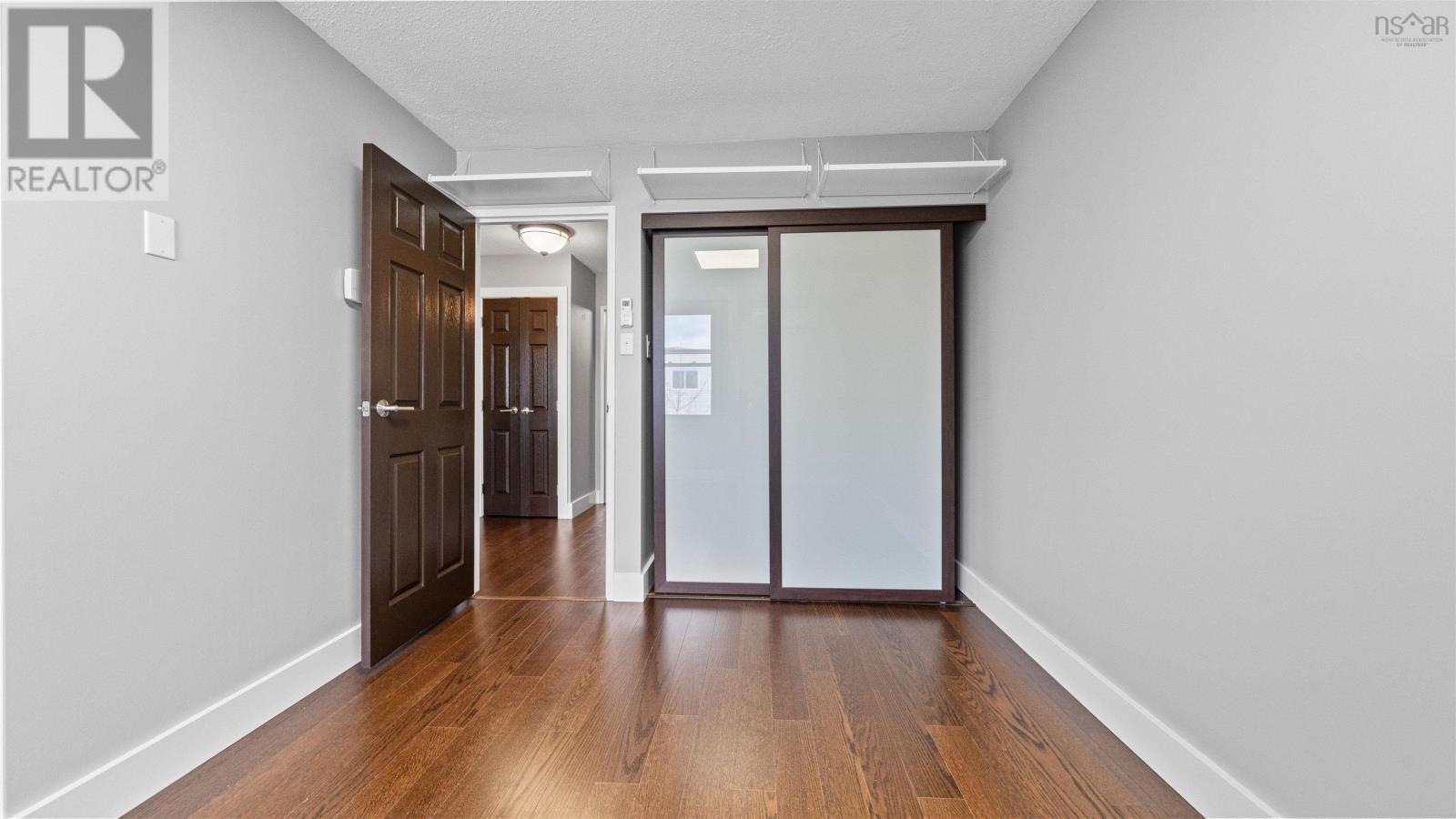 Property 37 of 50 of 5540 Stoneham