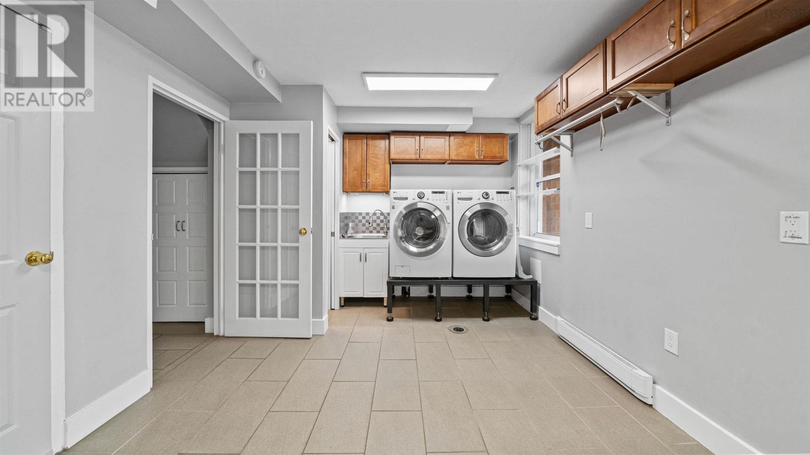 Property 39 of 50 of 5540 Stoneham