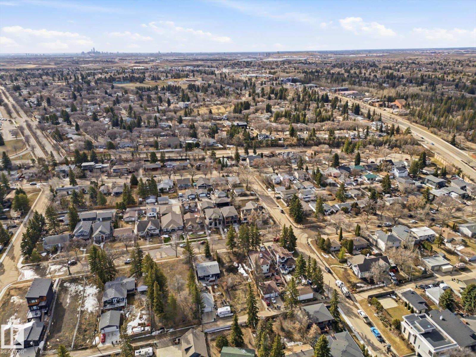 17 BELMONT DR, St. Albert