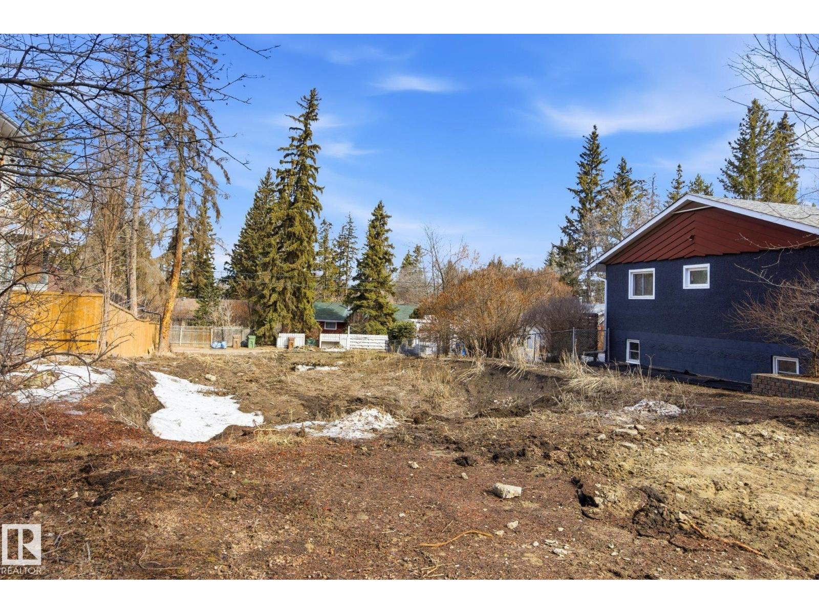 17 BELMONT DR, St. Albert