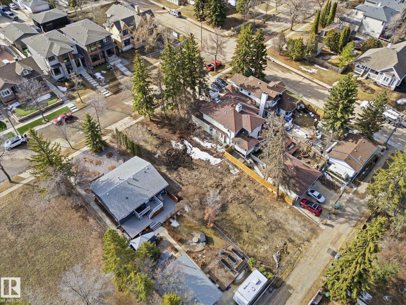 17 BELMONT DR, St. Albert