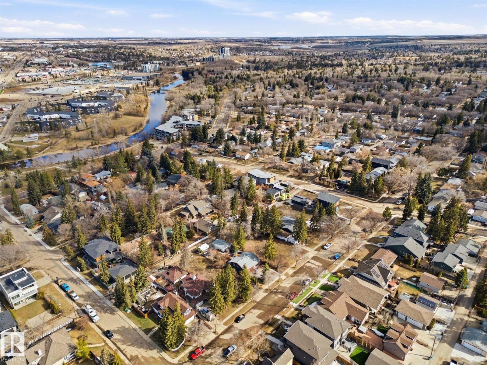 17 BELMONT DR, St. Albert