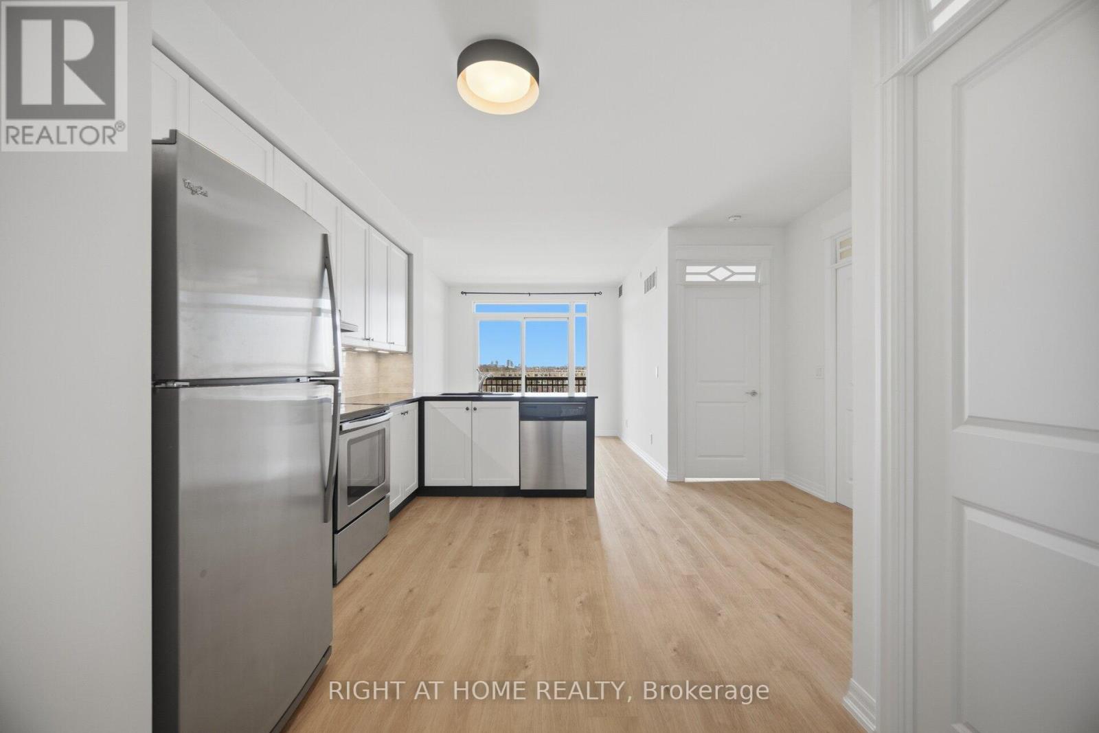 #703 3563 LAKE SHORE BOULEVARD W - 7